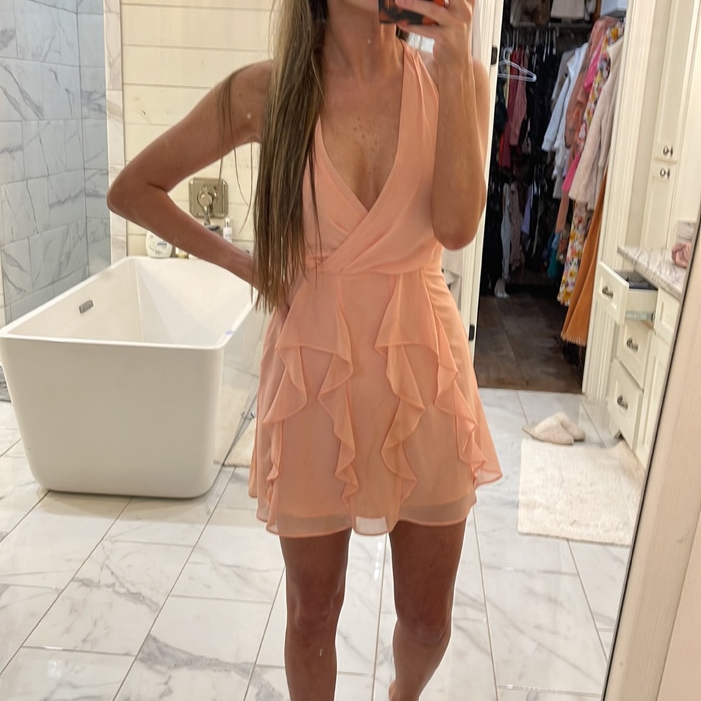 BCBGeneration ruffle mini dress size 0. Worn once. Perfect condition!